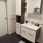 Sorinas - Comfortable Near Graz - Free Parking Appartement *
