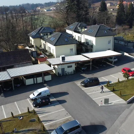 Sorinas - Comfortable Near Graz - Free Parking