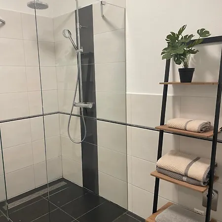 Sorinas Home - Comfortable Apartment Near Graz - Free Parking